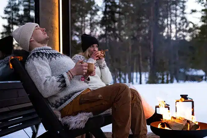 Uniikki elämysmajoituskohde toteutettuna Lapelland-vaunumökeillä. Helppo tapa rakentaa lomakylä ilman perinteistä rakennusprosessia.